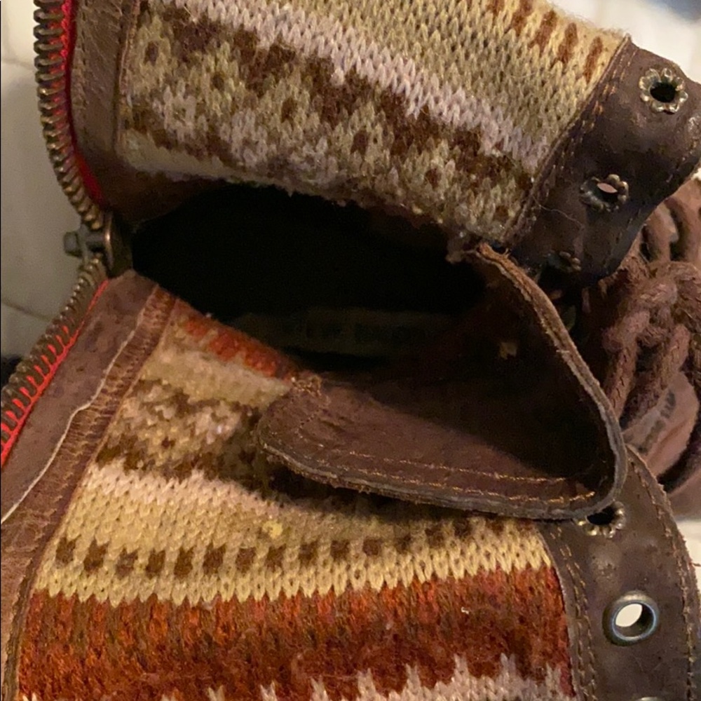 Steve Madden Rustic Boots - Picture 4 of 4